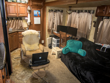 Arctic Fox 27 – 5L living room