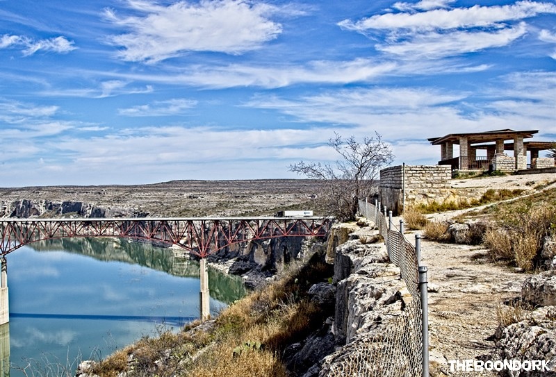Picnic area at Pecos River bridge