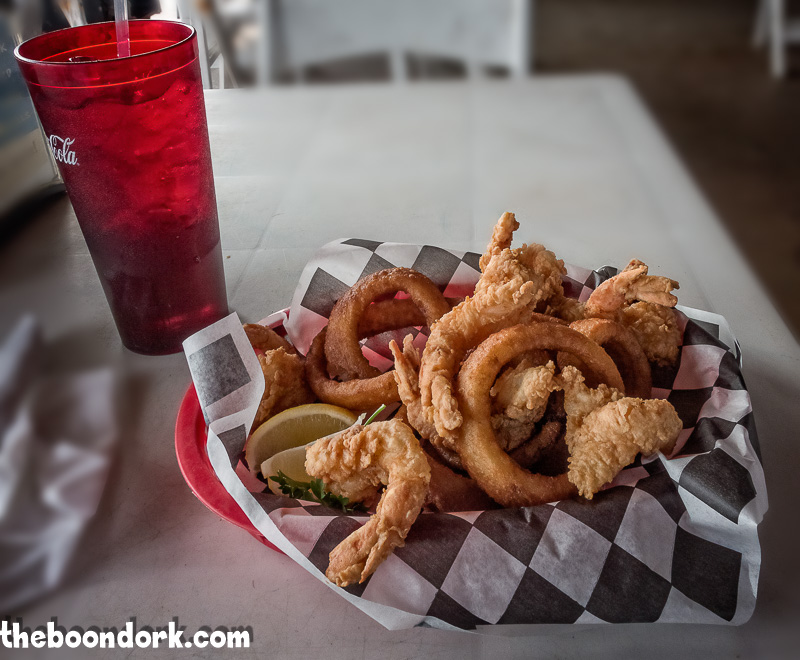 Fried shrimp and onion rings