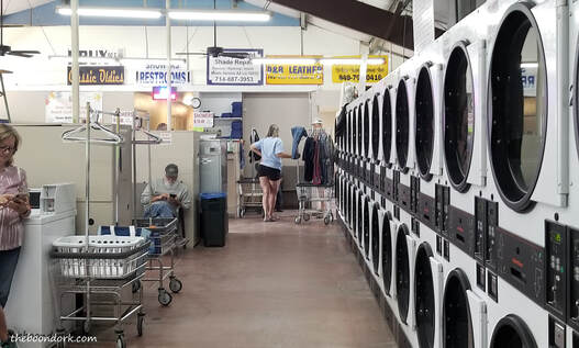 Quartzsite Arizona laundromat Picture