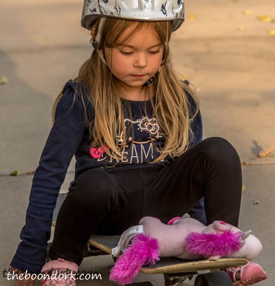 Young girl skateboarder  Picture