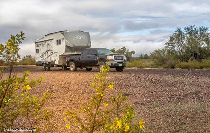 boondocking in the Arctic Fox Picture