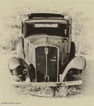 Antique car Picture